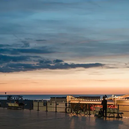 Appartement Cosy Au Coeur De La Ville Balneaire Offrant Une Vue Unique Et A 300M De La Mer Ostend Exterior photo